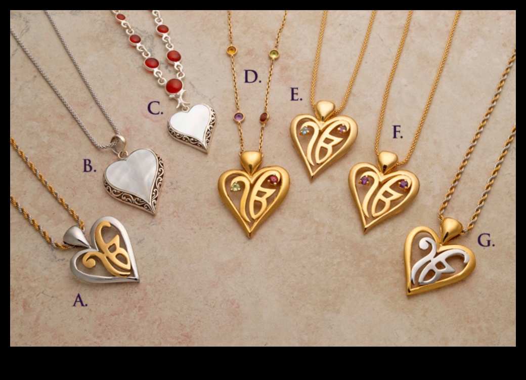 Harmonija zeltā Mūsu kaklarotu kolekcija, lai sasildītu jūsu sirdi un dvēseli 2 Harmonija zeltā: ietiniet sevi mūsu zelta kaklarotu kolekcijas siltumā