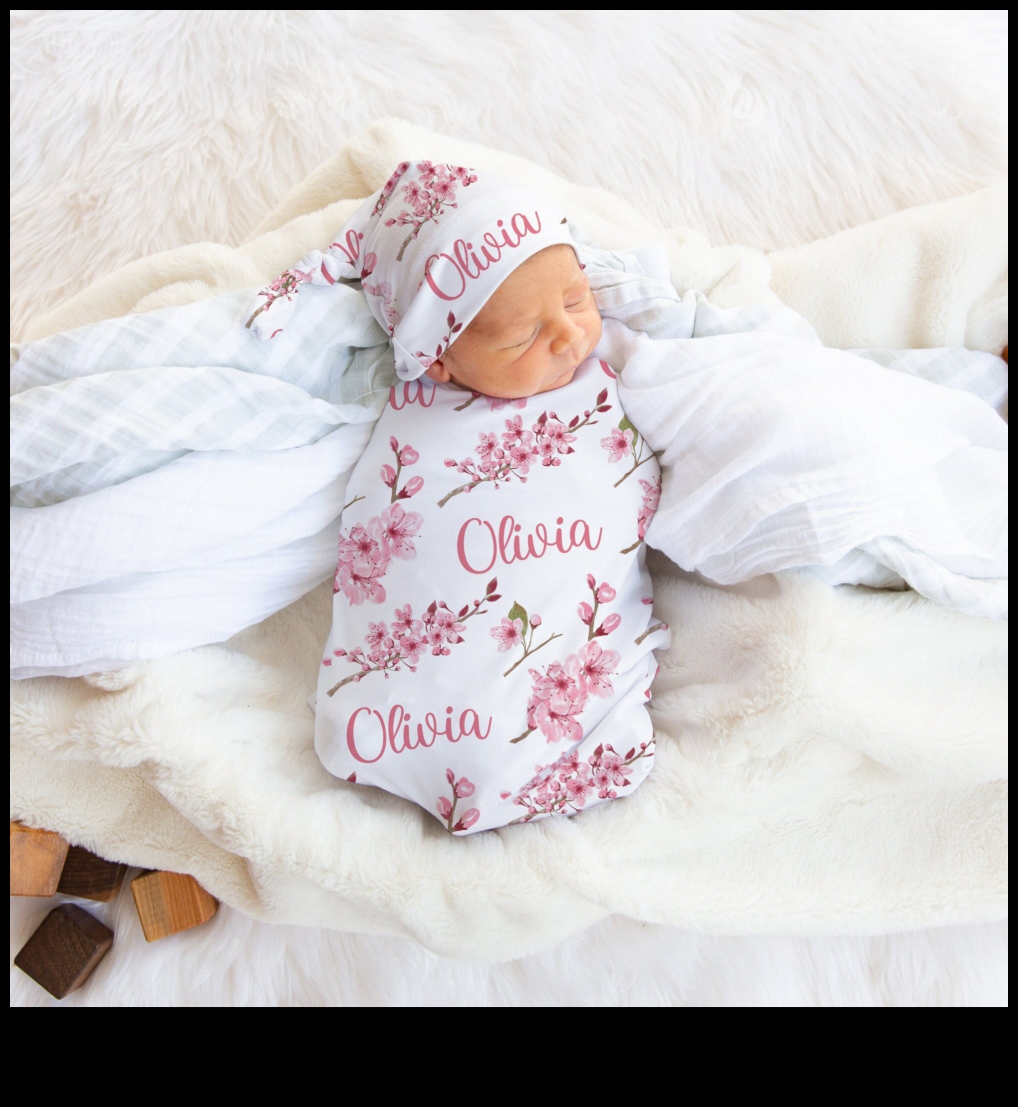 Sentimentālas autiņu segas jaundzimušā ierašanās brīdim 3 Sentimentāli autiņi: pārdomātas dāvanas mazuļa ierašanās brīdim