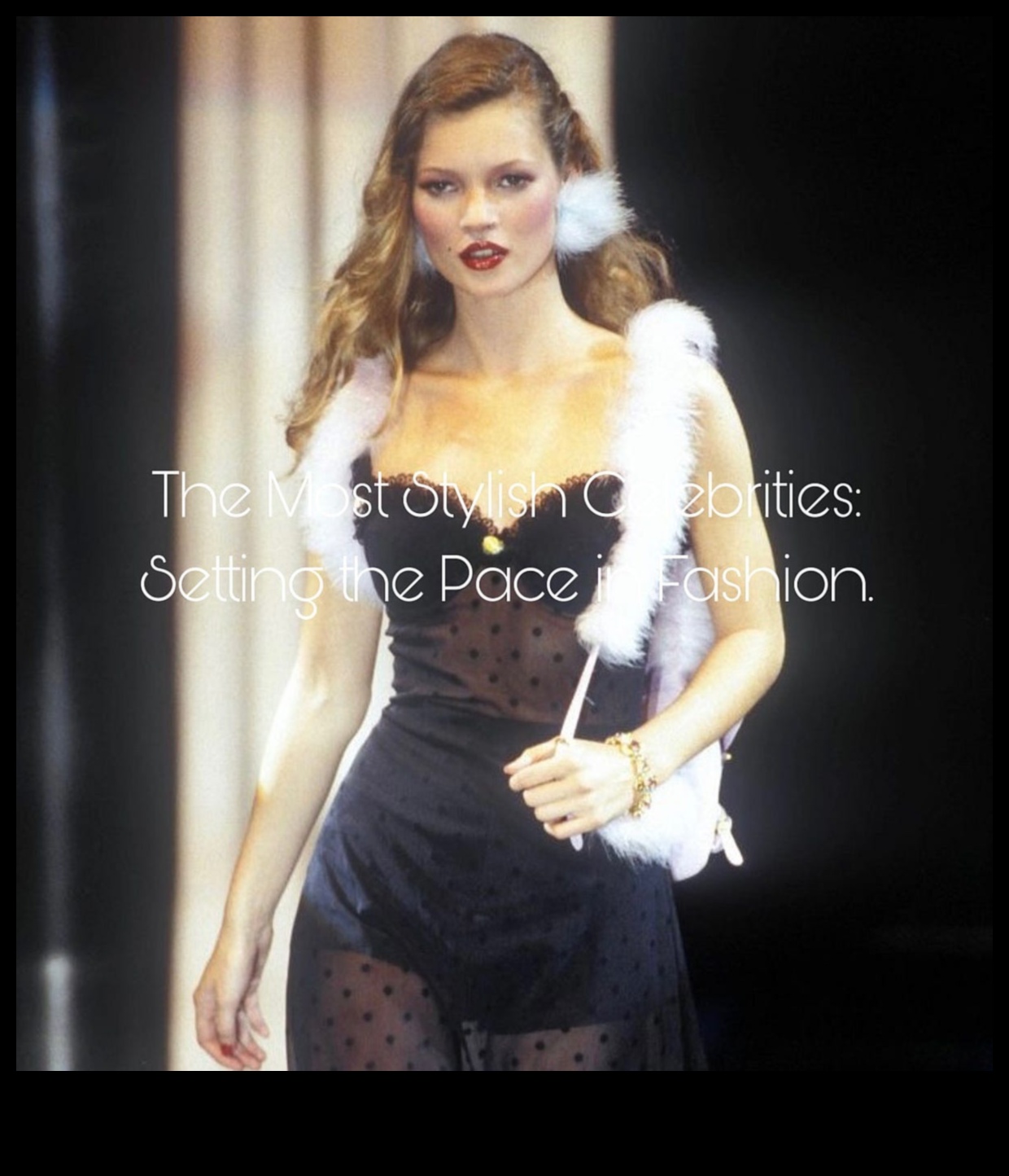 Modes priekšgalā stilīgs apģērbs tendenču noteicējam, kurš vienmēr ir priekšā līknei 3 Modes priekšgals: stilīgs apģērbs tendencēm