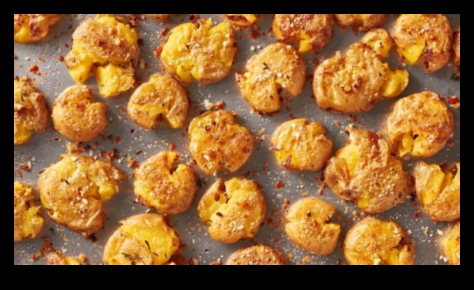 Ēdienu atšķirības piedevas, kas uzlabo galveno turnīru 3 Ēdienu atšķirības: piedevas, kas raksturo kulinārijas izcilību