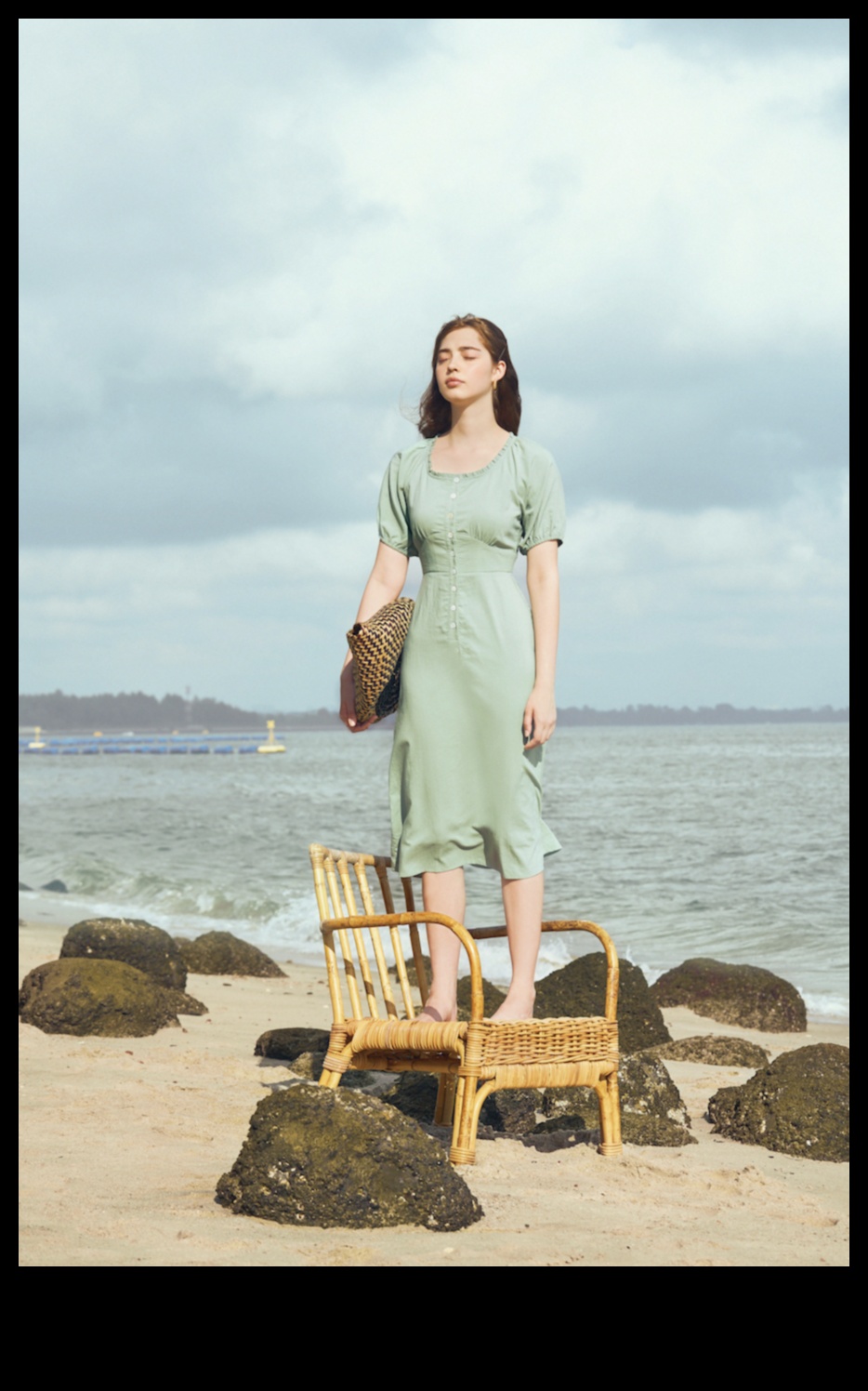 Piejūras satriecoši eleganti vasaras tērpi okeāna cienītājiem 2 Seaside Stunner: piekrastes eleganti vasaras tērpi okeāna cienītājiem